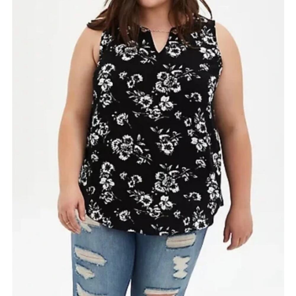 Torrid Black & White Floral Chain Detail Tunic Style Tank Top SIZE 1 14/16
